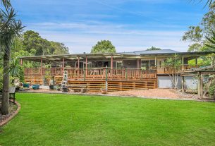 44 Lee Place, Logans Crossing is on the market with Harcourts Laurieton