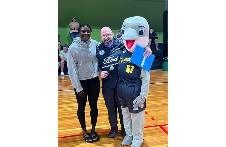 Dolphins women sign Canadian power forward