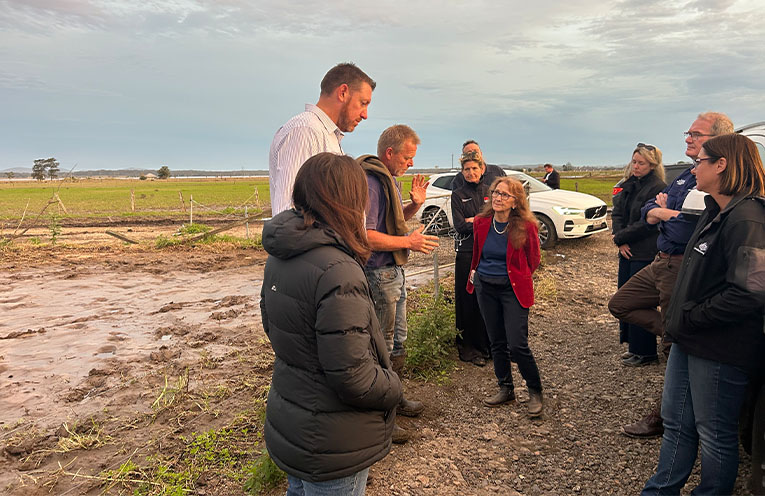 Businesses and farmers to ‘take matters into their own hands’ over flood relief