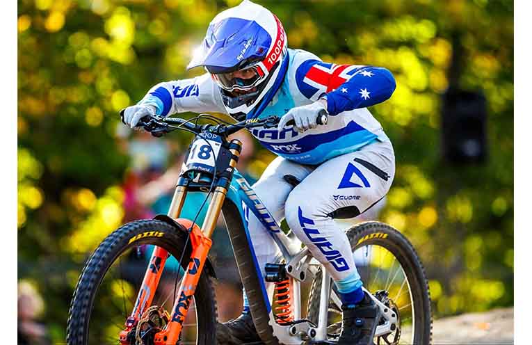 Meier
-Smith in action in Lake Placid. Photo: courtesy @svenmartinphoto.