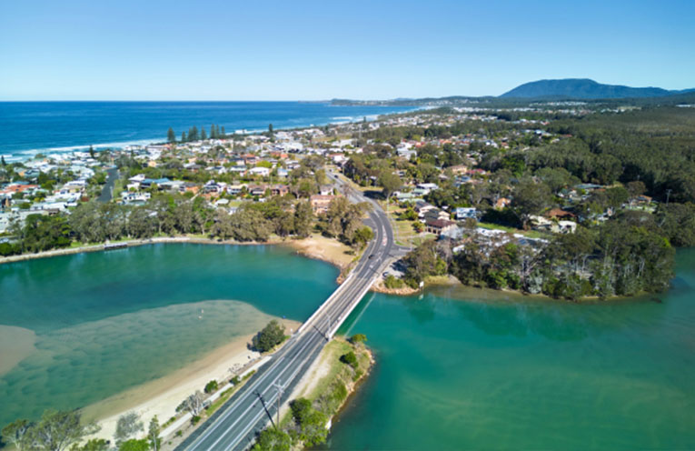 Lake Cathie closes to the ocean; recreational activities still encouraged