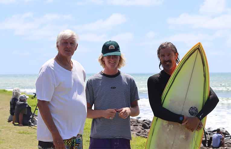 Peter, Ollie, and Wayne Hudson. Photo: Surfing NSW.