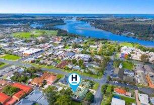 3/68 Lord Street, Laurieton is on the market with Harcourts Laurieton