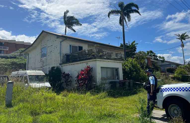 The crime scene in Gore Street, Port Macquarie. Photo: Port Macquarie On Scene/FB.