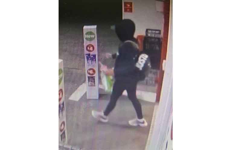 Police have released these images of a man and woman recorded around the time of the Gordon Street stabbing on 2 January. Photos: NSW Police.