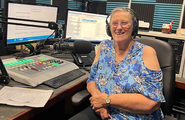 Liz Faassen bids farewell to the Hastings’ 2WAY FM