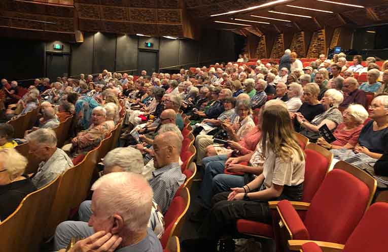 The audience ready for La Bohème. Photo: Pauline Cain.