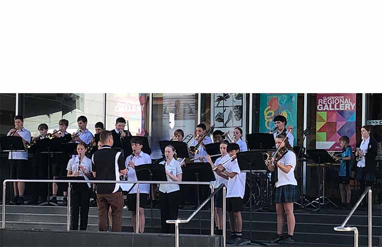 Lunchtime music concert with SAPSS student musicians. Photos: Pauline Cain.