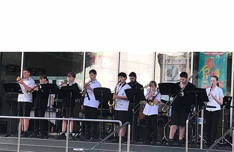 Lunchtime music concert with SAPSS student musicians. Photos: Pauline Cain.