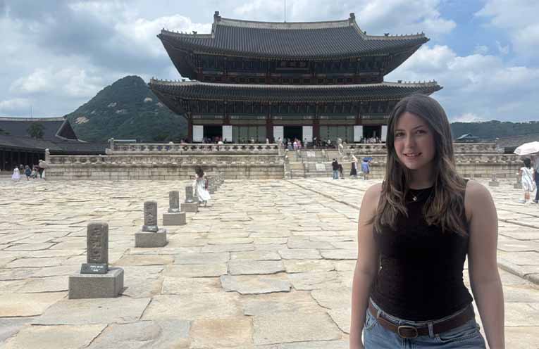 Charles Sturt student receives New Colombo Plan scholarship
