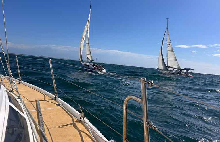 Cool heads on Cool Change stay the course in Port Macquarie Yacht Club race